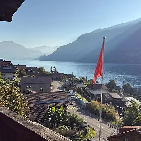 Luna - Authentic Swiss By Brienz Alpstuga *
